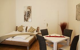 Checkvienna Apartment Khunngasse
